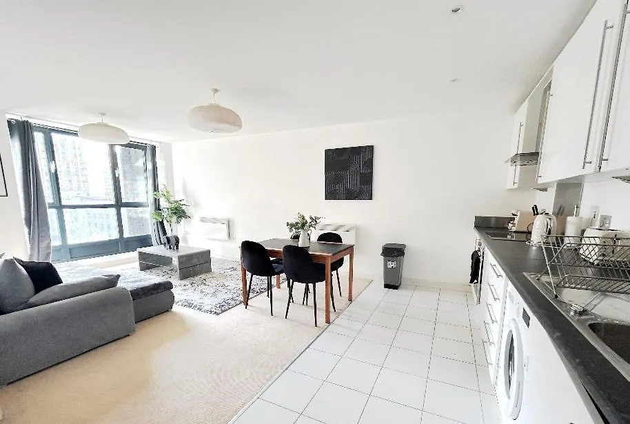 런던 O2 & Excel Zone 2 Sleeps 6 아파트