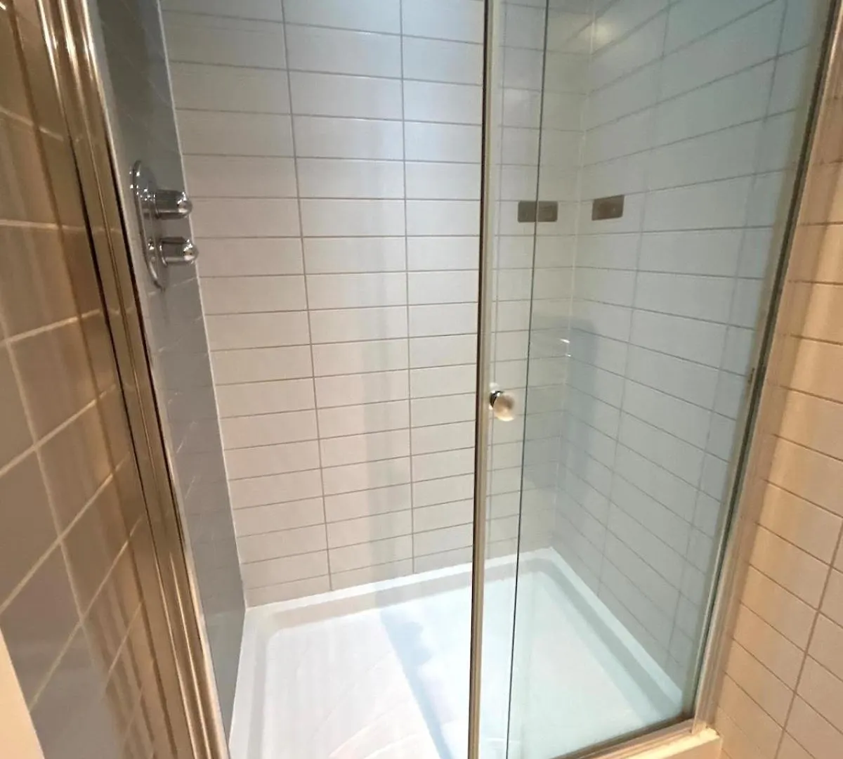 런던 O2 & Excel Zone 2 Sleeps 6 아파트